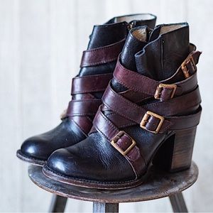 Freebird by Steven Hustl Black and Burgundy Leather Boots 6